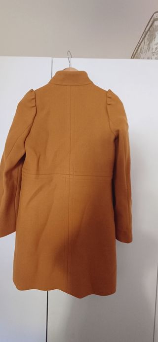 Abrigo Zara Woman color camel
