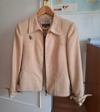Chaqueta ante mujer beige
