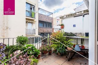 Casa pareada en venta en El Centre en Esplugues de Llobregat