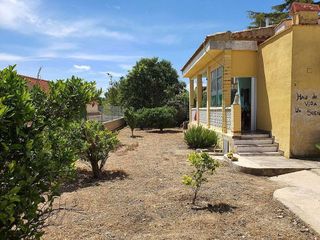 Chalet en venta en Alborache