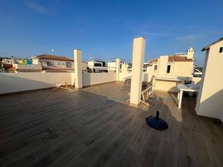 Casa adosada en venta en Nueva Torrevieja - Aguas Nuevas en Torrevieja