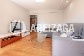 Piso en venta en Miracruz - Bidebieta en San Sebastián-Donostia
