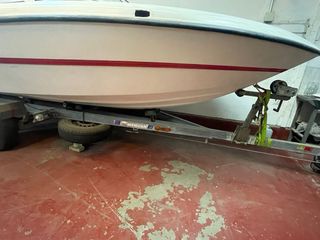 Barco Chaparral 180 SL LIMITED para reparar