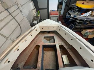 Barco Chaparral 180 SL LIMITED para reparar