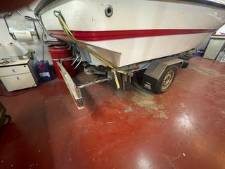 Barco Chaparral 180 SL LIMITED para reparar