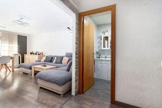 Casa adosada en venta en Ca n'Anglada en Terrassa