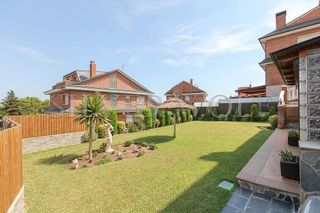 Chalet en venta en Palau-solità i Plegamans