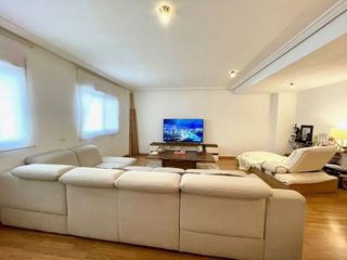 Piso en venta en Los Ángeles en Alicante