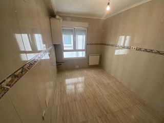 Piso en venta en Centro en Gijón