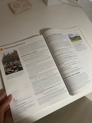 Economía. 2 Bachillerato. Savia (Spanish Edition)