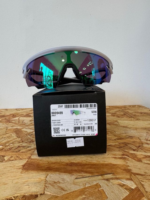 Oakley Sphaera Slash