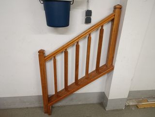 Barandilla de madera para escaleras