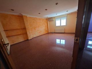 Piso en venta en Yecla