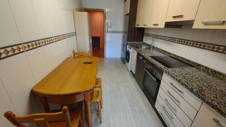 Piso en venta en Contrueces en Gijón