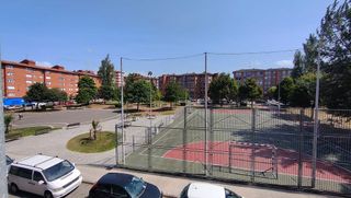 Piso en venta en Contrueces en Gijón