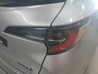 Toyota Corolla 1.8 125H BUSINESS PLUS E-CVT TOU SPORT