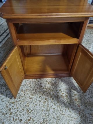 Mueble de TV de madera