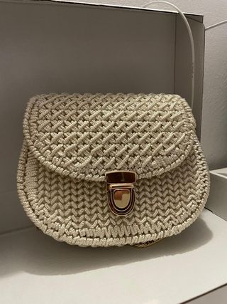 Borsa bianca fatta a mano
