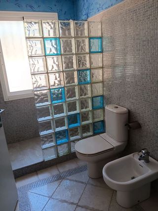 Chalet en alquiler en Espartinas