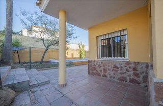 Casa en venta en Salteras