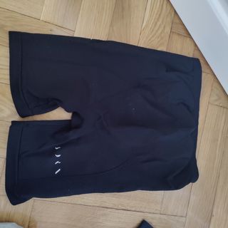 Pantalón corto PREMAMA BORN LIVING YOGA Negro