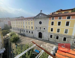 Piso en venta en Centro - Ayuntamiento en Santander