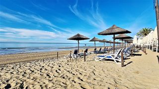 Piso en venta en Elviria en Marbella