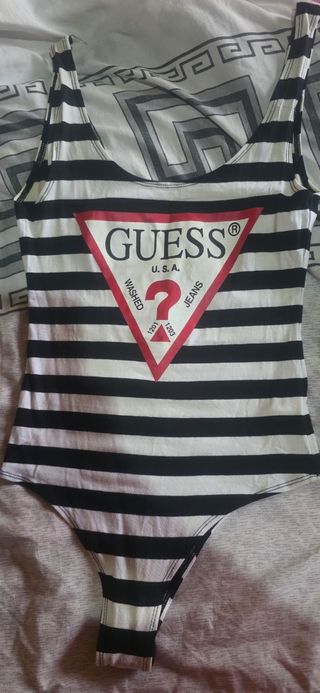Body Guess Rayas Blanco y Negro
