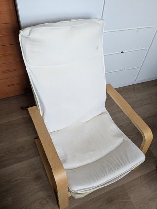 Mecedora de madera Ikea