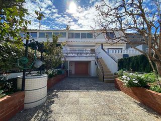 Casa adosada en venta en Sant Pere de Ribes Centro en Sant Pere de Ribes