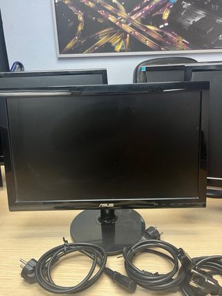 Lote 6 Monitores Asus 17-19 pulgadas 