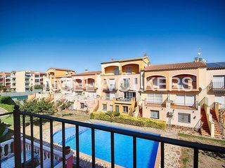 Casa adosada en venta en Empuriabrava en Castelló d´Empúries