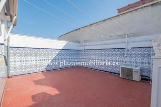 Chalet en venta en Lucena