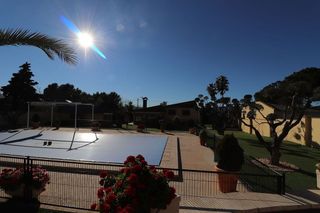 Chalet en venta en Petrer