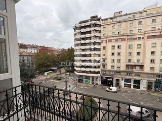 Piso en venta en Numancia - San Fernando en Santander