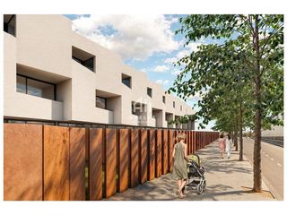 Casa adosada en venta en Alcarràs
