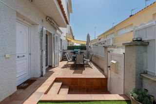 Casa adosada en venta en Residencial en Cunit