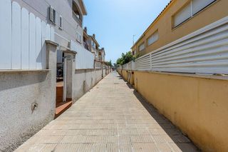 Casa adosada en venta en Residencial en Cunit