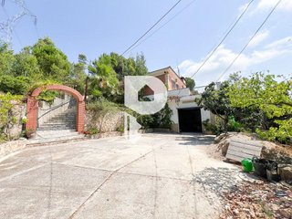 Chalet en venta en Cervelló