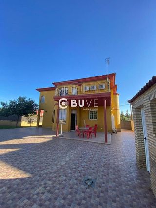 Casa en venta en Bollullos de la Mitación