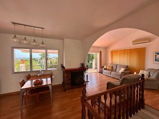 Chalet en venta en El Faro de Calaburra - Chaparral en Mijas