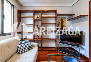Piso en venta en El Antiguo en San Sebastián-Donostia