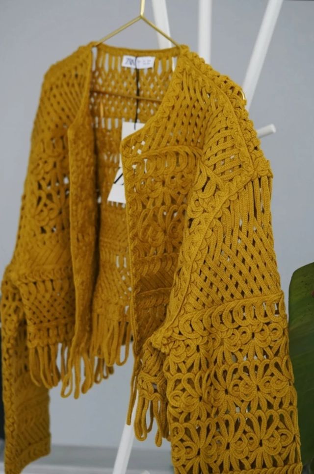 Cárdigan Amarillo Tejido Zara