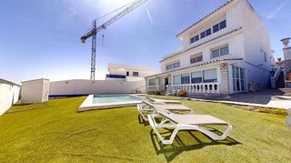 Chalet en venta en Capellanía - Retamar en Alhaurín de la Torre