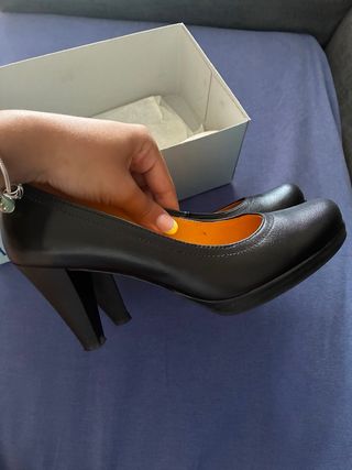 Tacones de Piel Talla 37 Negros