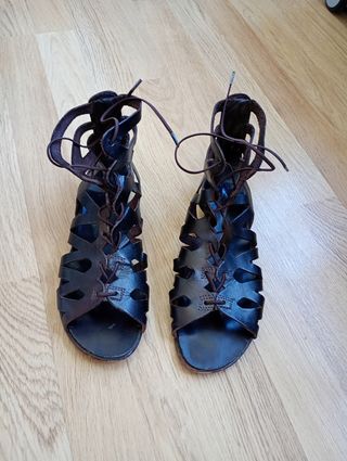 Sandalias piel Gianni Zena marrones