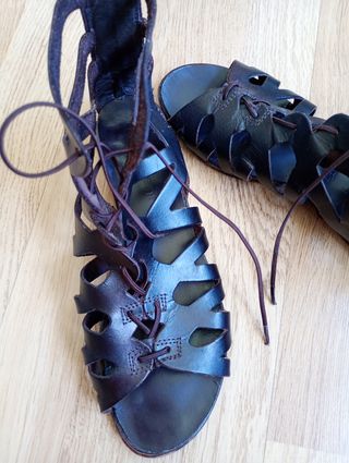 Sandalias piel Gianni Zena marrones