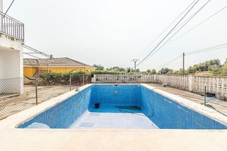Chalet en venta en Alginet