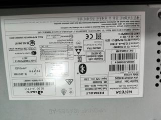 Radio y embellecedor Renault Trafic 3