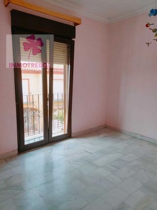Casa adosada en venta en Centro en Bormujos